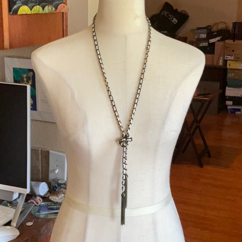 CATO Pristine Ivory and Metal Lariat Necklace, NWT